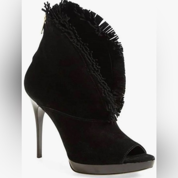 Burberry Womens Nadison
Suede Fringe Stiletto Size 39 1/2 - Picture 1 of 7